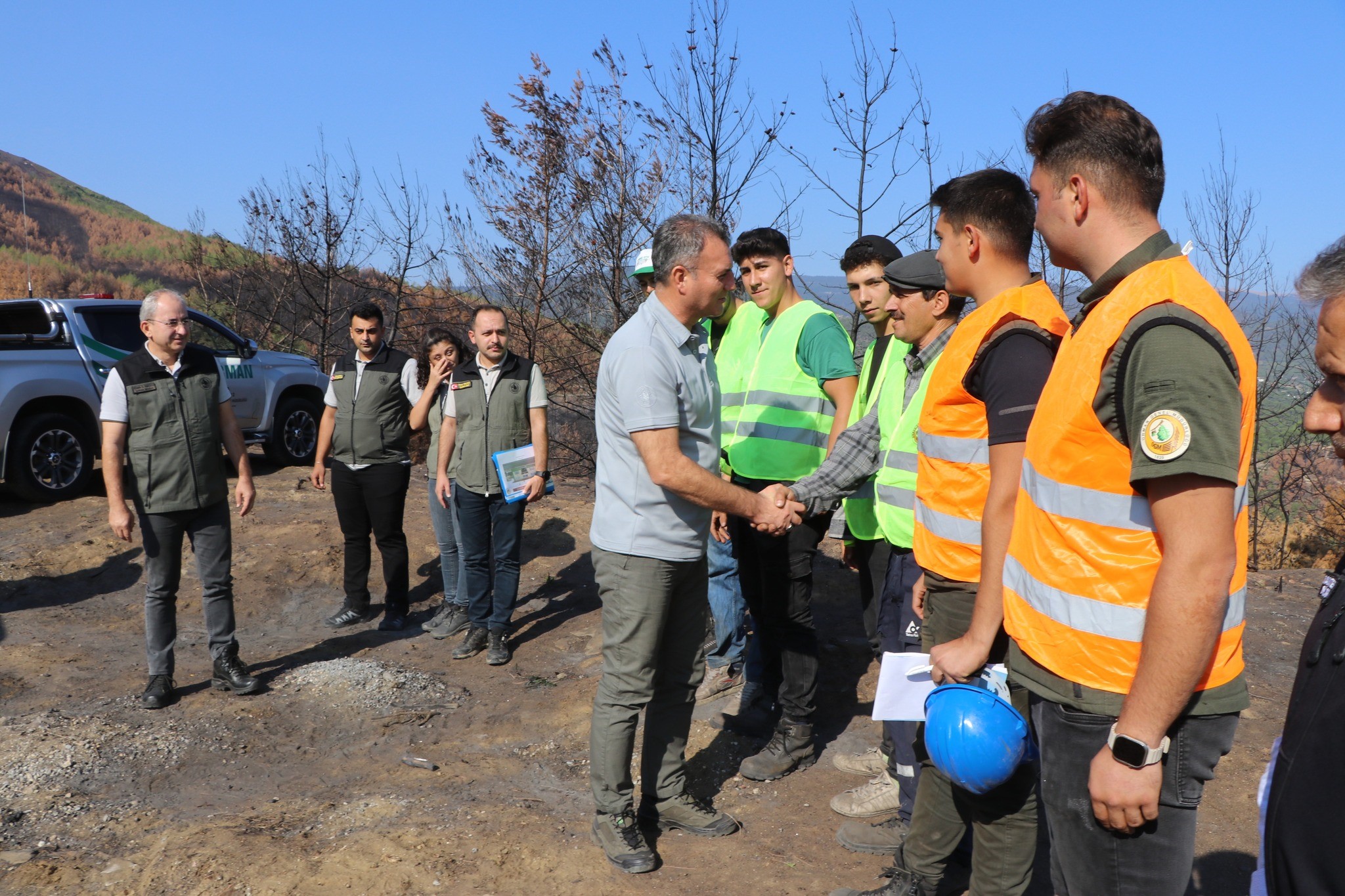 Aydın Bozdoğan’da Yanan Ormanlık Alanda Incelemelerde Bulunuldu (4)