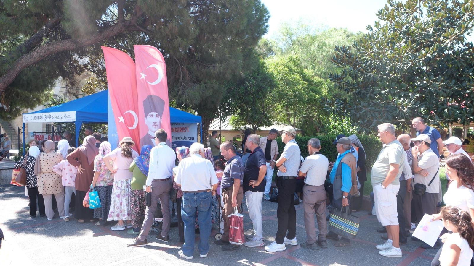 Aydın Büyükşehir Belediyesi’nden Merhum Başbakan Adnan Menderes Anısına Lokma Hayrı