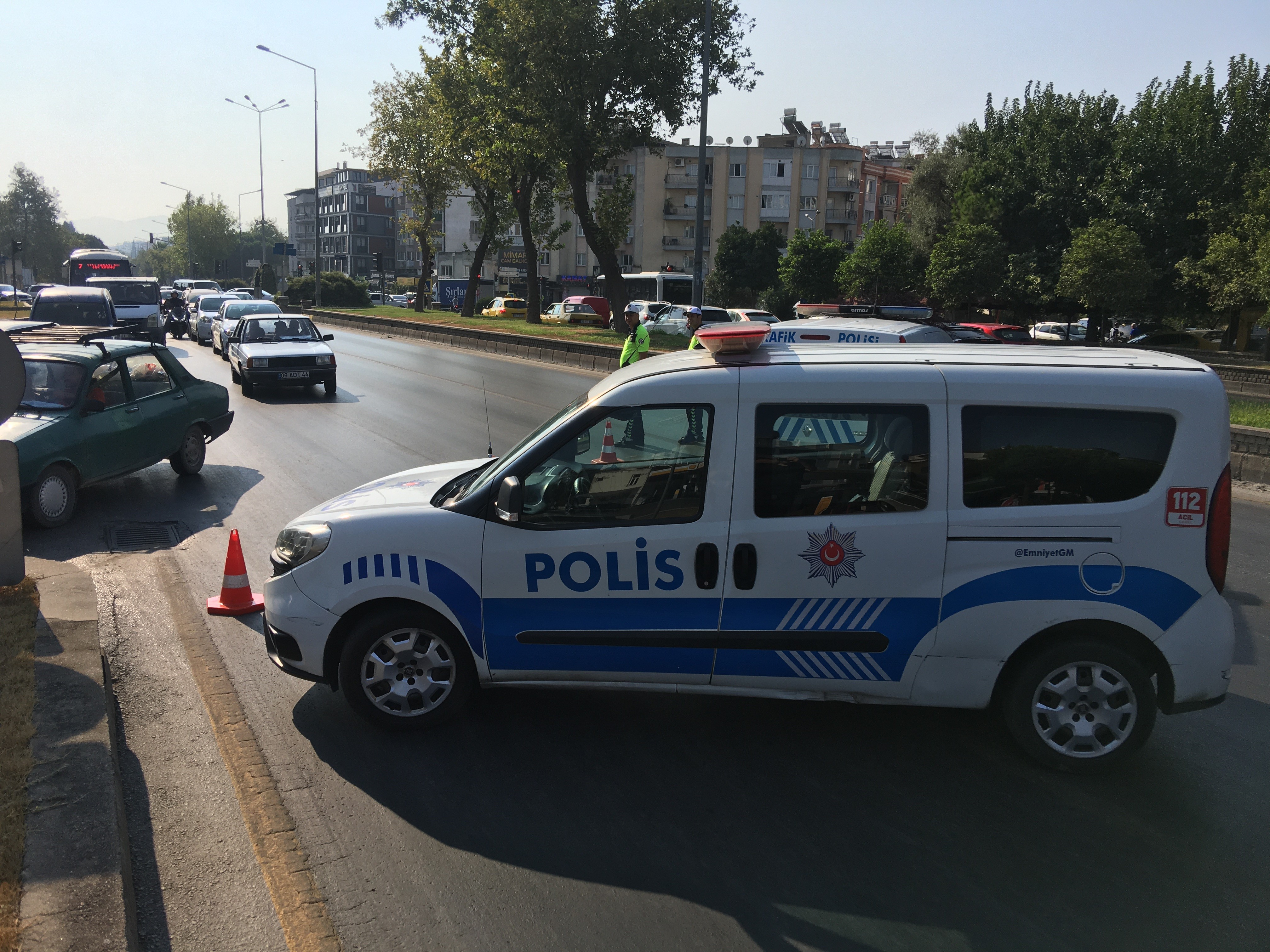 Aydın'da Ekipler Teyakkuza Geçti, Bomba Imha Ekipleri Geldi (5)