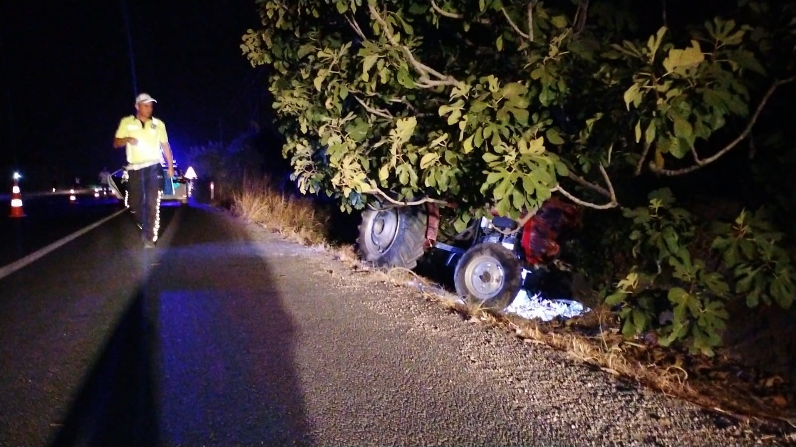 Aydın’da Trafik Kazası Ölü Ve Yaralılar Var (5)