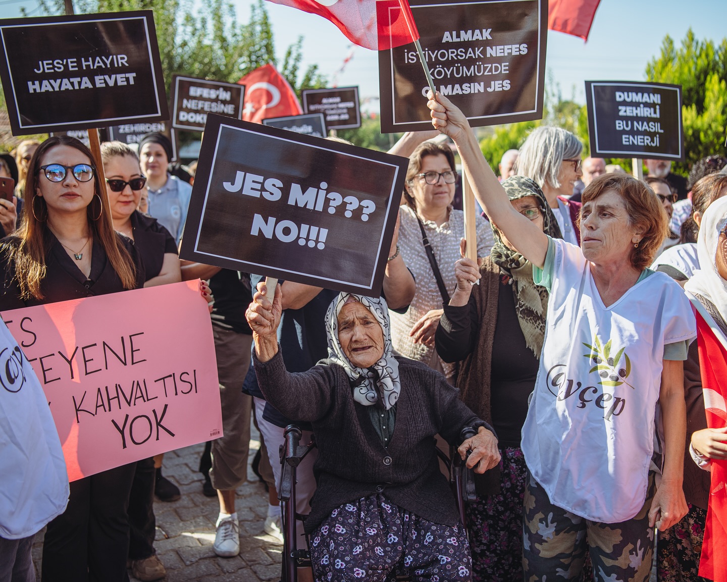 Baskan Ömer Günel Jes Protestosu (2)