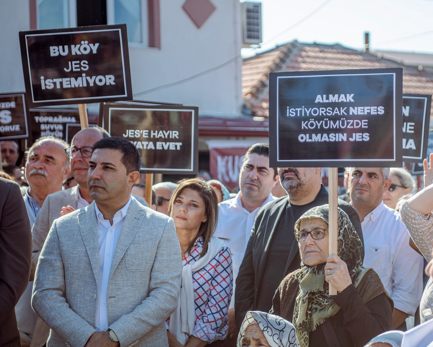 Baskan Ömer Günel Jes Protestosu (4)