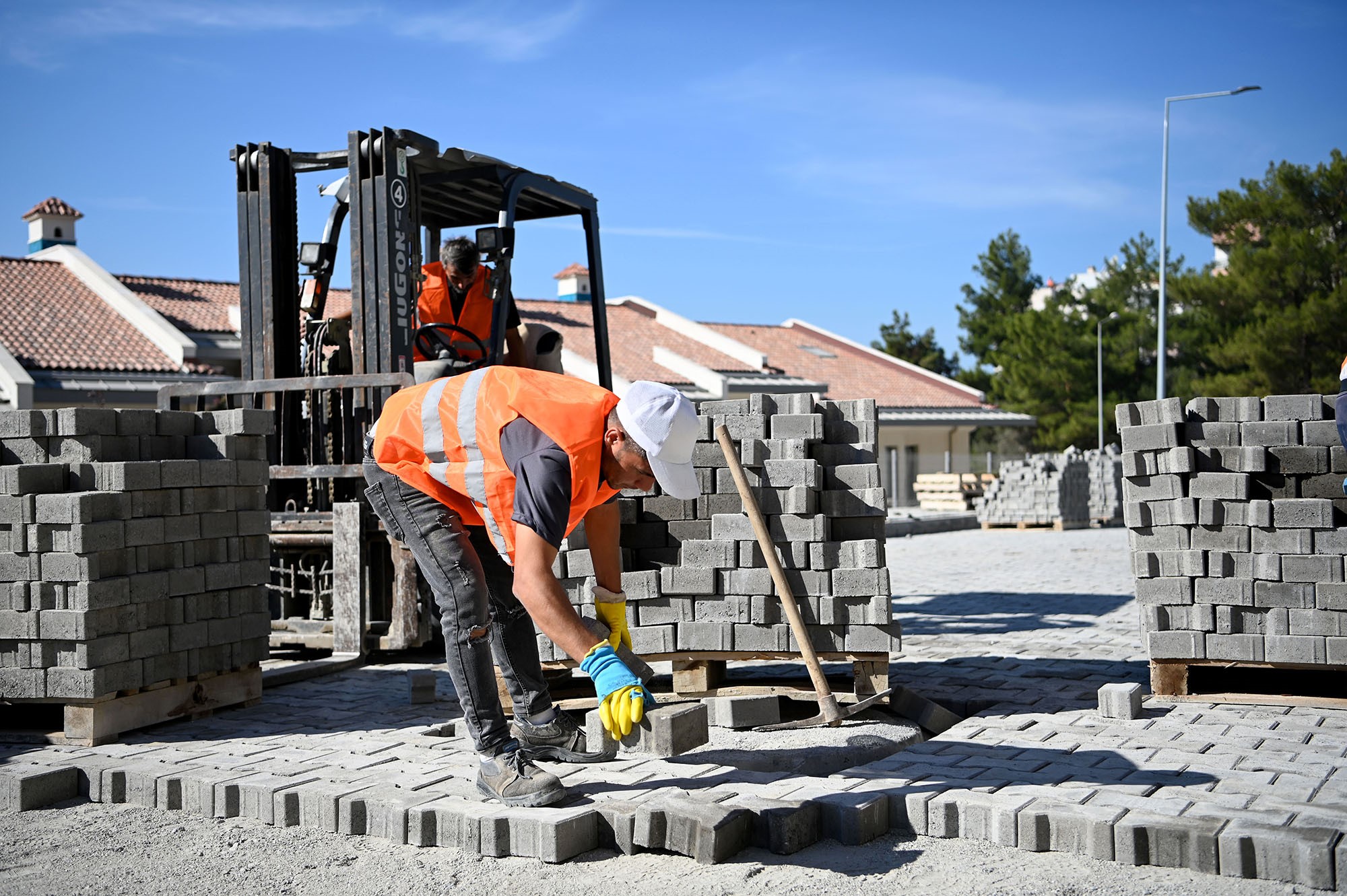 Kuşadası’nın Üstyapı Dönüşümü Devam Ediyor (3)