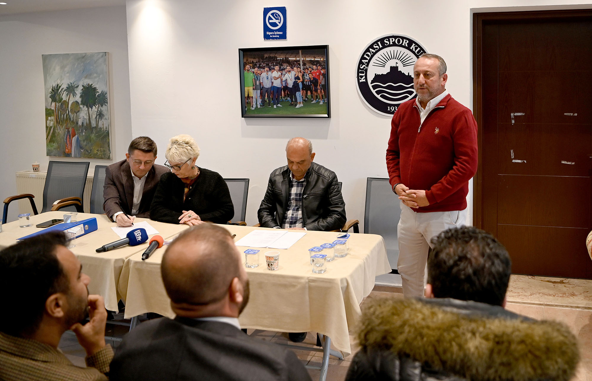 Kuşadasıspor Kongre (1)