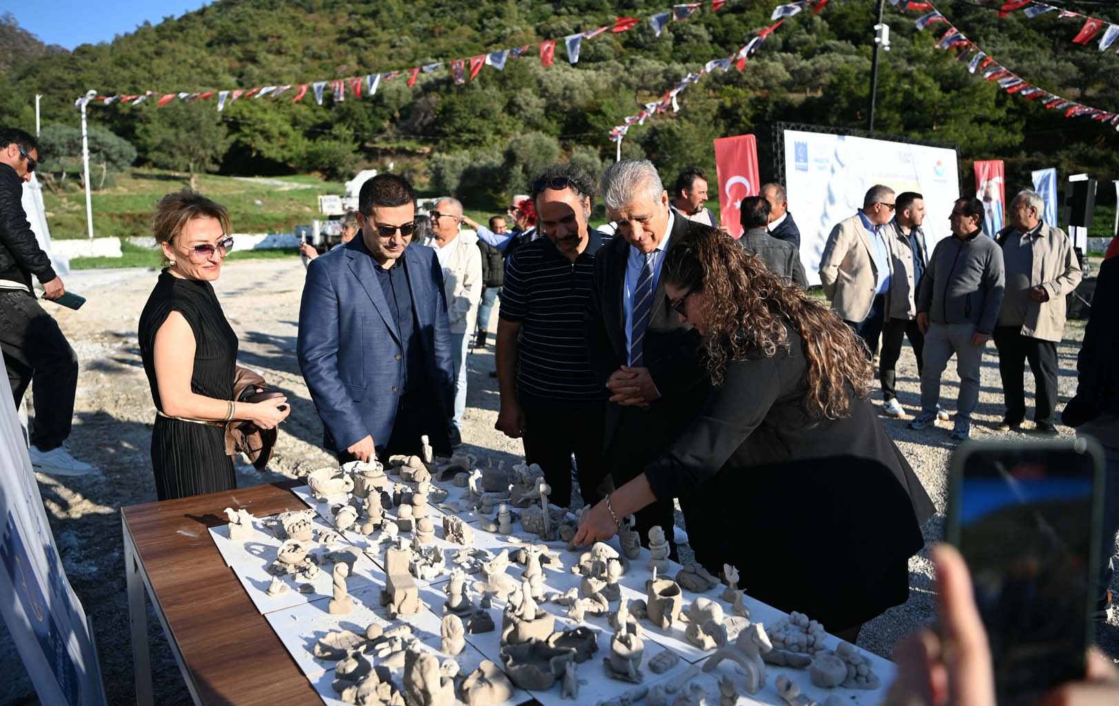 Kuşadası'nda Mermer Bloklar Adalet Temasıyla Yontuldu (7)