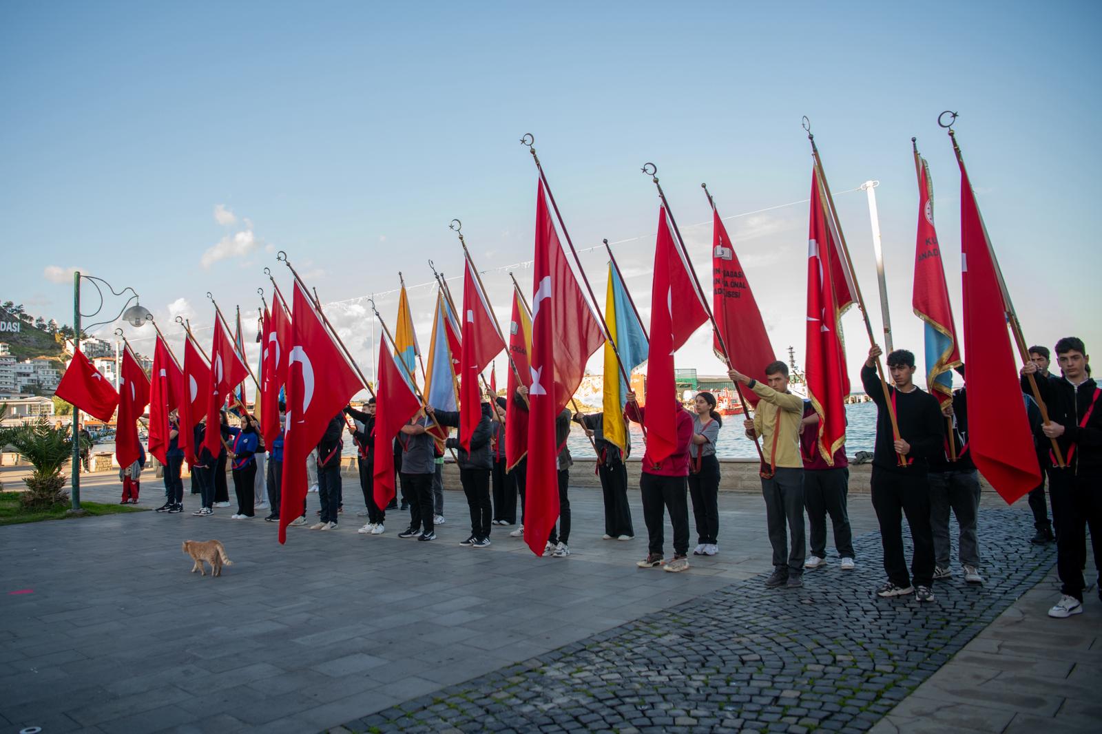 Ö G R E T M E N L E R G Ü N Ü 3