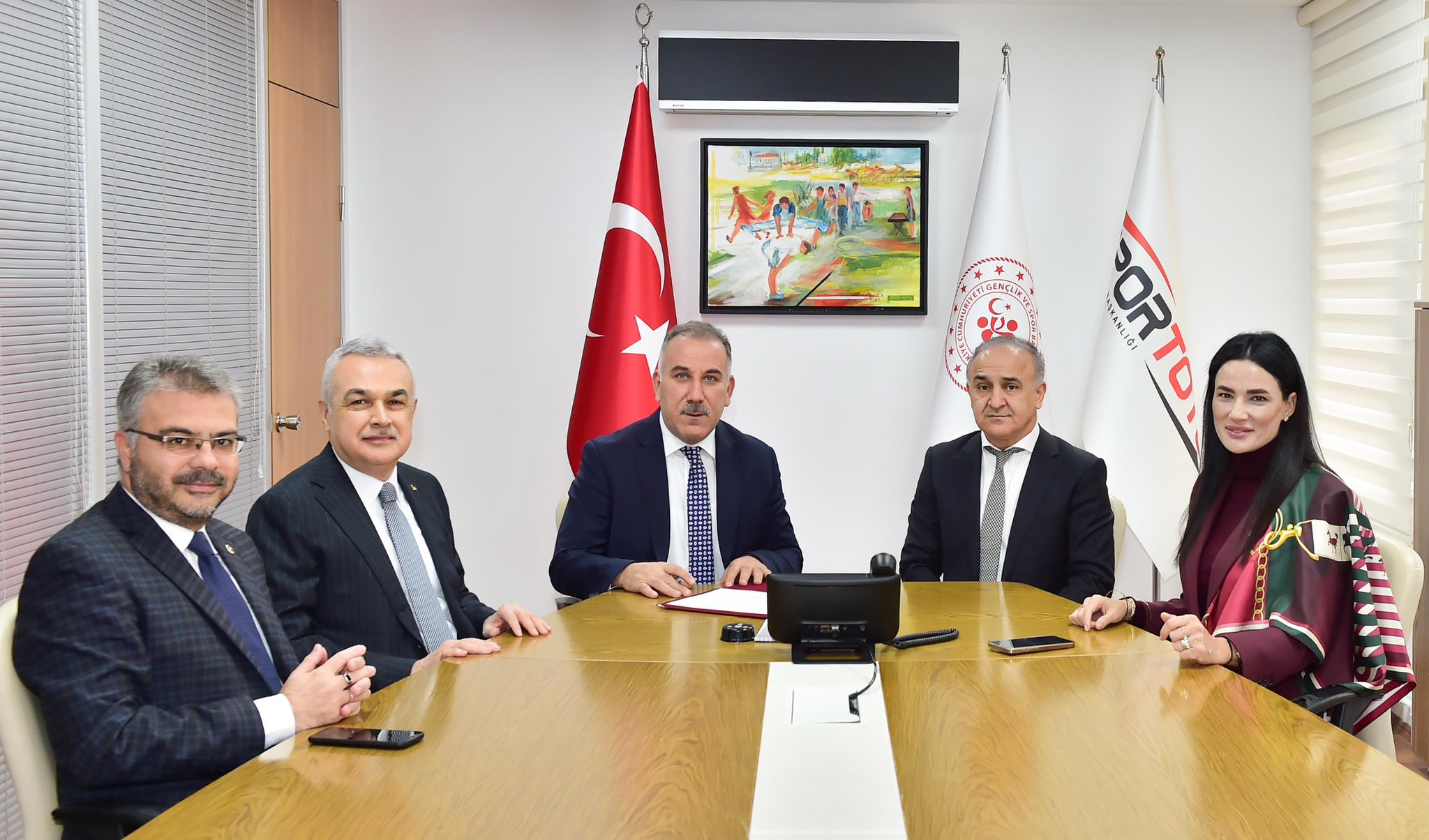 592779849 10163664194788104 6786024951400982520 N