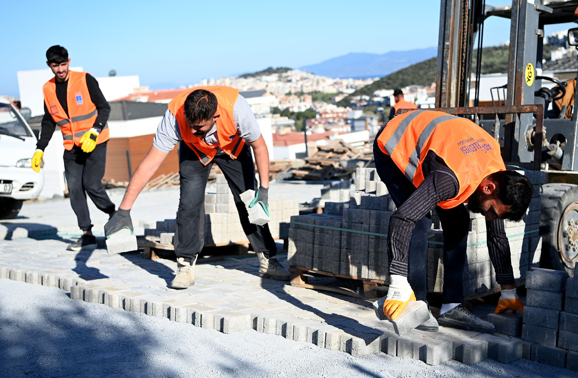 Değirmendere Mahallesi Yol Yapimi (1)