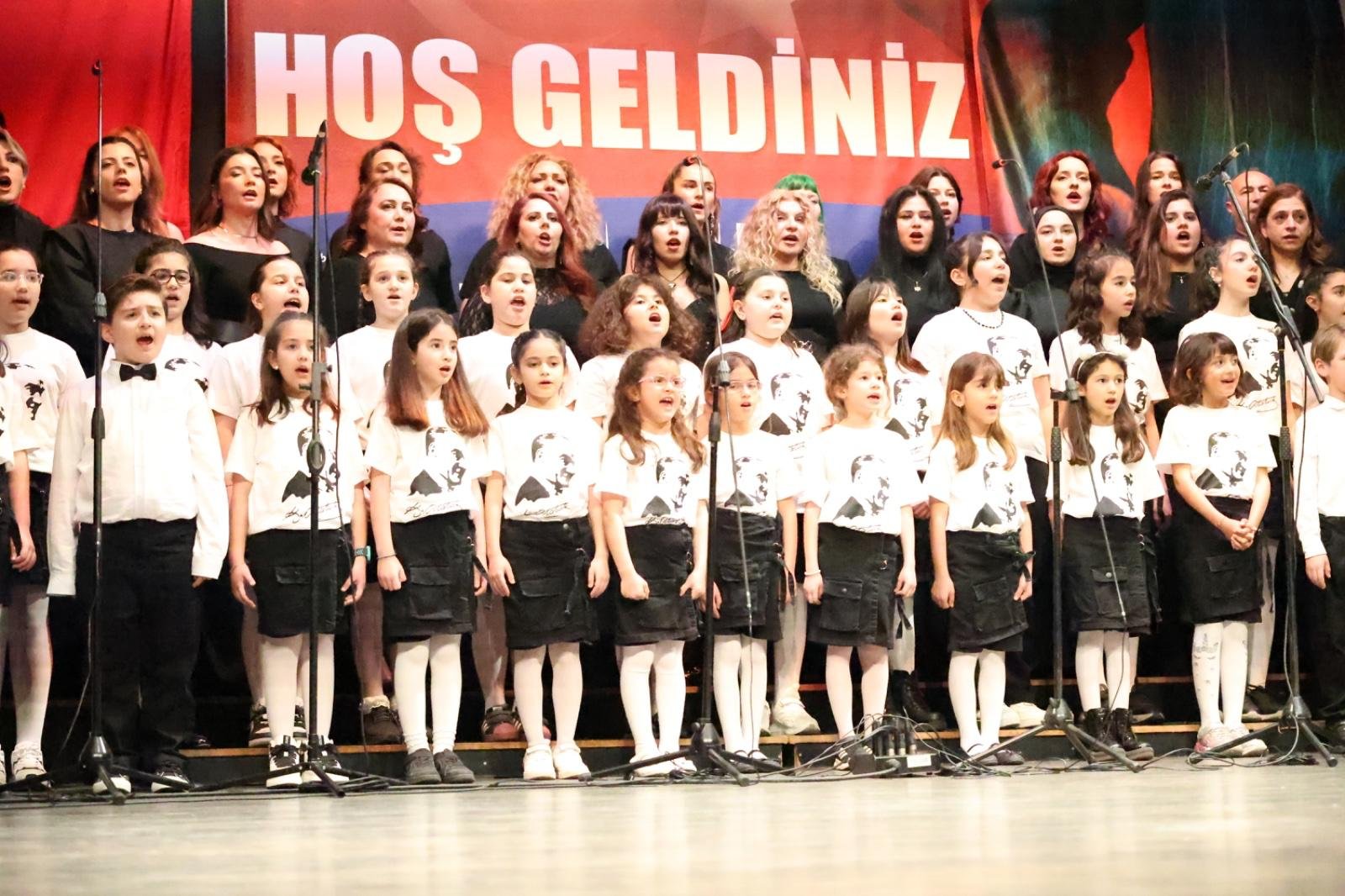 F O T O Ğ R A F5(20)(4)