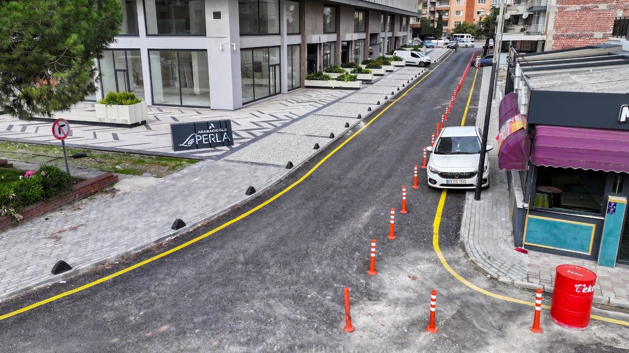 Kurtuluş Mahallesi̇’nde yollar yeni̇leni̇yor