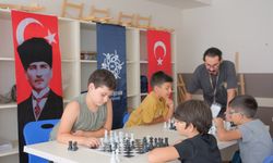 Aydın’da çocuklar satrançla düşünmeyi öğreniyor