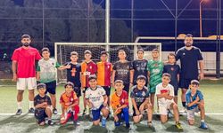 Başkan Yetişkin ile geleceğin futbolcuları Efeler’de yetişiyor