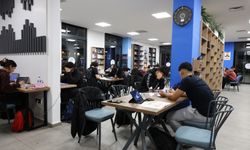 Başkan Çerçioğlu: Gençlerimizin eğitim yolculuğunda yanlarında olmaya devam edeceğiz