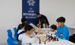 Büyükşehir Belediyesi’nin satranç eğitimleri sürüyor