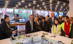 Başkan Yetişkin’in dijital vizyonu gençlerin geleceğini şekillendiriyor