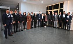 Başkan Çerçi̇oğlu’na Mi̇lli̇yetçi̇ Hareket Parti̇si̇ Aydın’dan zi̇yaret