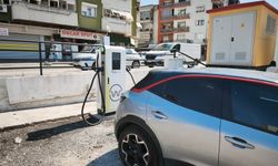 Efeler Belediyesi’nin elektrikli araç şarj istasyonları hizmette