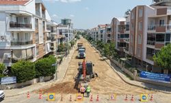 Başkan Çerçioğlu’ndan Efeler’de yol yenileme çalışması