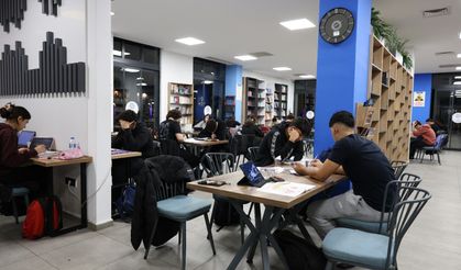 Başkan Çerçioğlu: Gençlerimizin eğitim yolculuğunda yanlarında olmaya devam edeceğiz