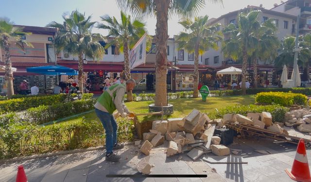 Kuşadası'nın turi̇sti̇k çarşıları sezonu yeni̇ peyzaj tasarımı i̇le karşılayacak