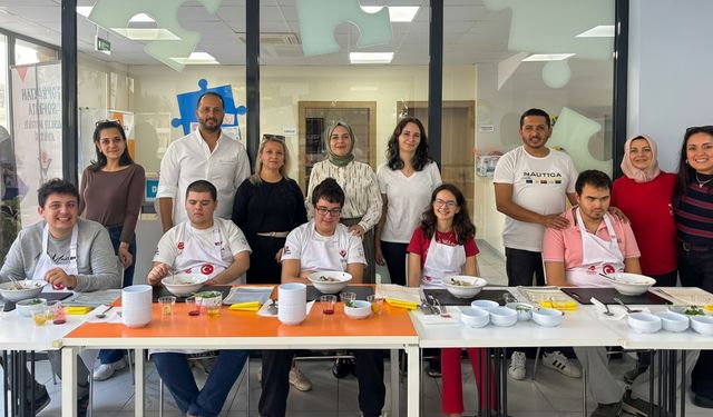 Efeler’in özel bireyleri “Meslek Mutfağı”nda üretime başladı