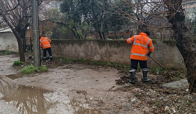 Başkan Yetişkin: “ekiplerimiz yoğun yağışa rağmen sahada”