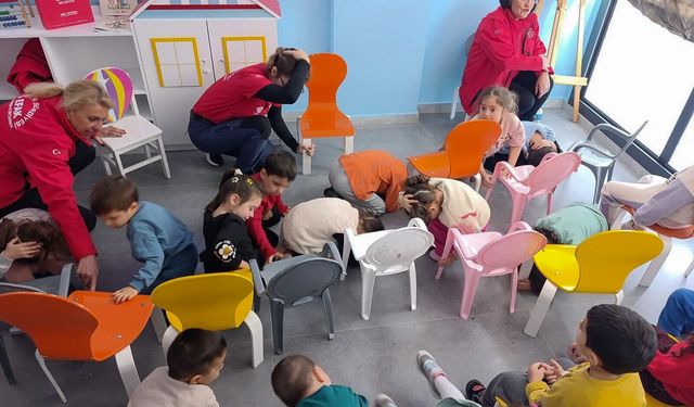 Efeler’den miniklere afet bilinci eğitimi