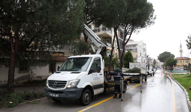 Efeler muhtarlarından Başkan Çerçioğlu’na hizmet teşekkürü