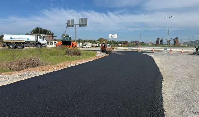 Büyükşehir Belediyesi yol yapım ve yenileme çalışmalarına devam ediyor