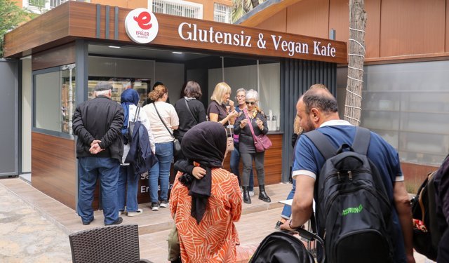 Efeler’de çölyak hastalarının güvenli limanı Glutensiz & Vegan Kafe