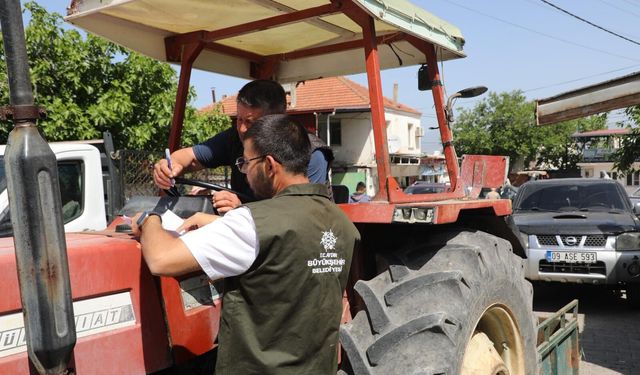 Başkan Çerçioğlu’ndan Didim’de küçük üreticilere yem desteği