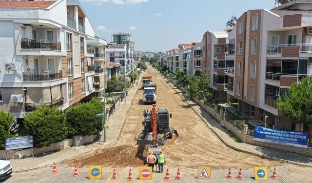 Başkan Çerçioğlu’ndan Efeler’de yol yenileme çalışması