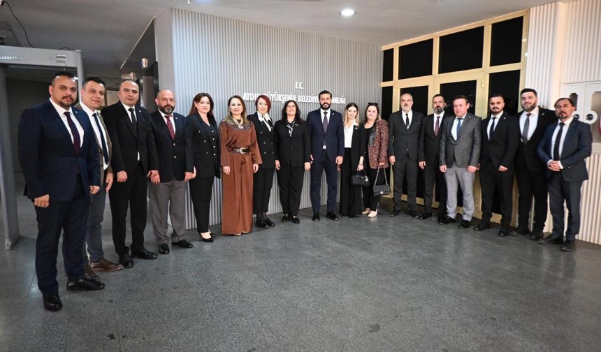 Başkan Çerçi̇oğlu’na Mi̇lli̇yetçi̇ Hareket Parti̇si̇ Aydın’dan zi̇yaret