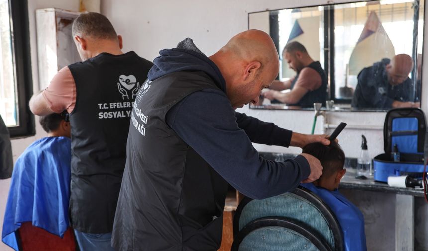 Efeler Belediyesi çocukların bayram heyecanına ortak oldu